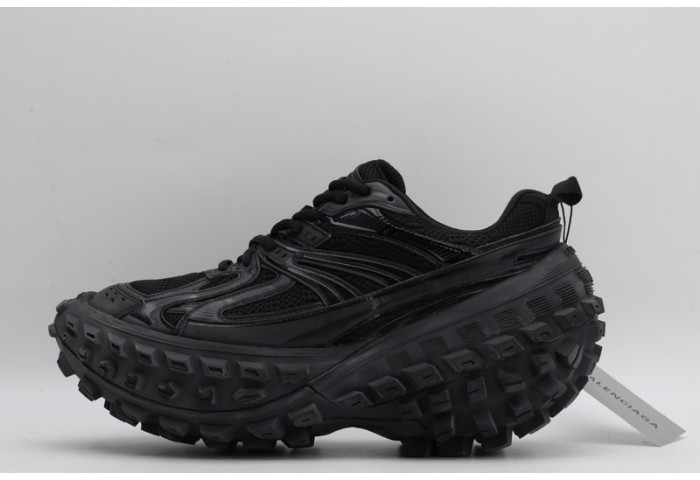 BC DEFENDER RUBBER PLATFORM SNEAKERS