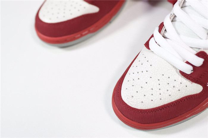 NIKE DUNK SB LOW ROLLER DERBY 313170-601