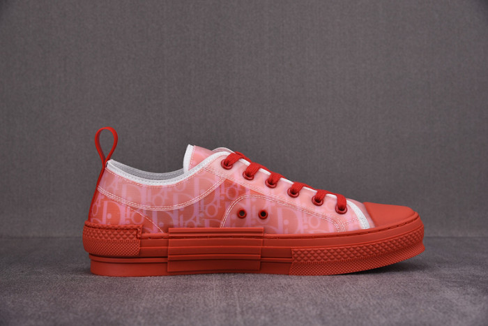 DR B23 OBLIQUE LOW TOP SNEAKER