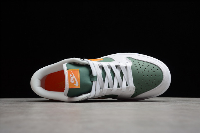 Nike Dunk Low NY vs. NY - DN2489-300