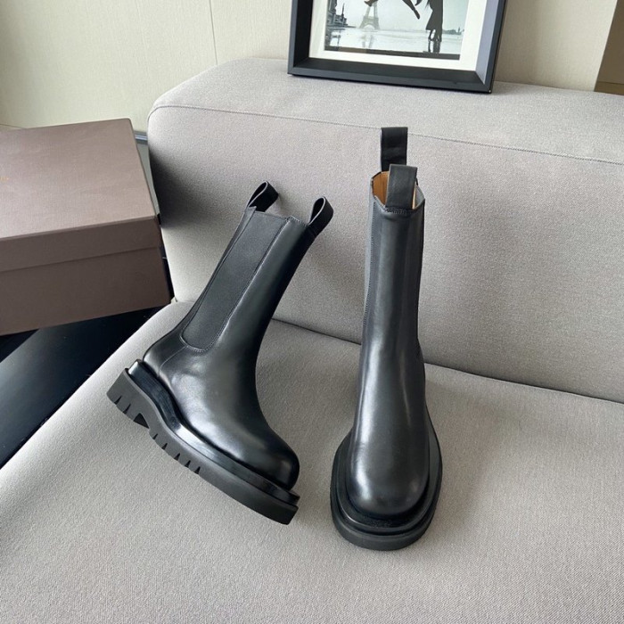 Bo*te*ga ve*ne*ta sneaker