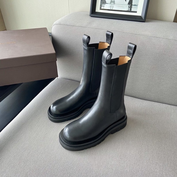 Bo*te*ga ve*ne*ta sneaker