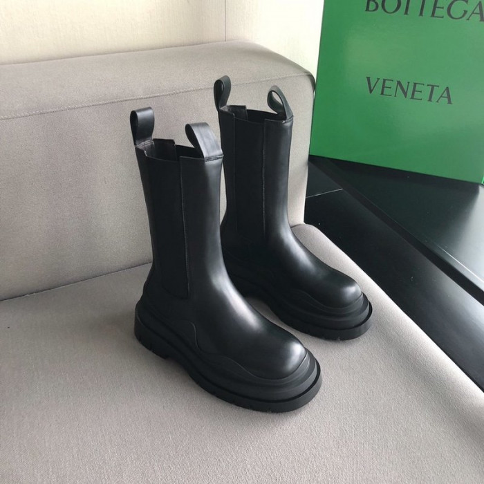 Bo*te*ga ve*ne*ta sneaker