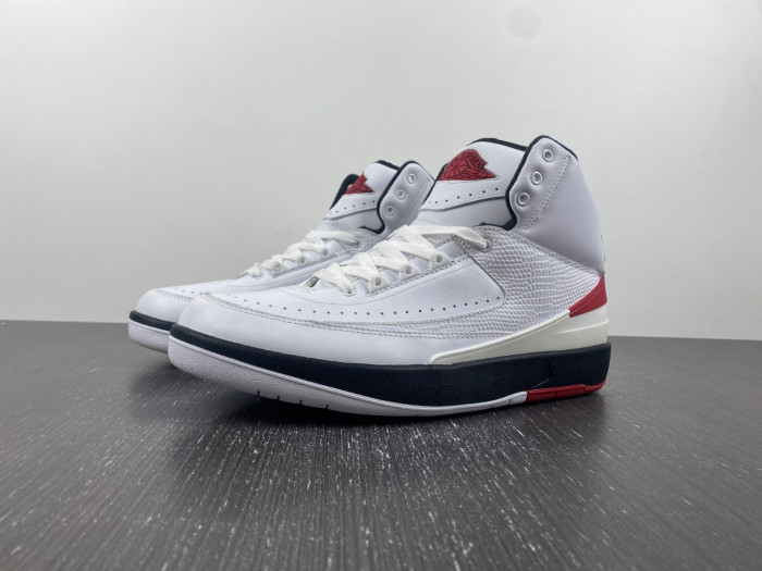 AIR JORDAN 2 RETRO ''CHICAGO'' 2022 DX2454-106