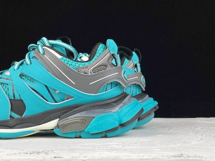 BL TRIPLE TRAINER EMERRALD BLUE 522523 W2LR4 5687