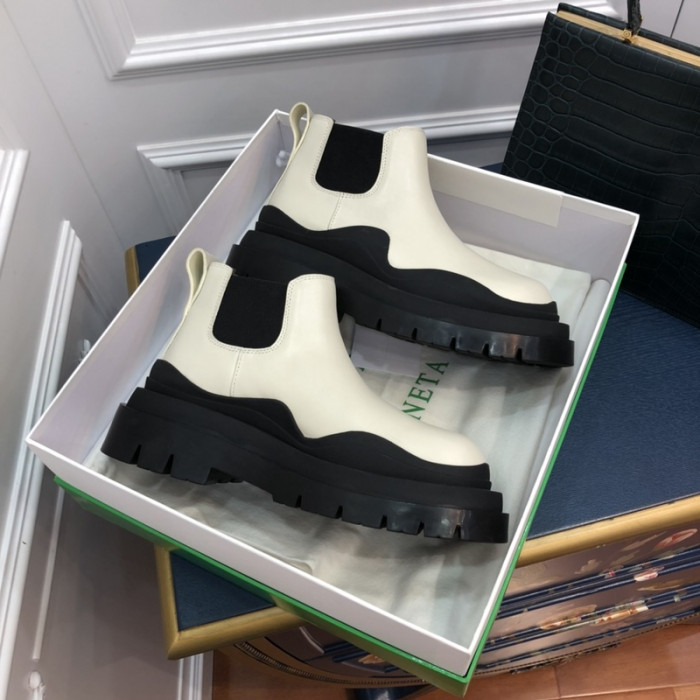 Bo*te*ga ve*ne*ta sneaker