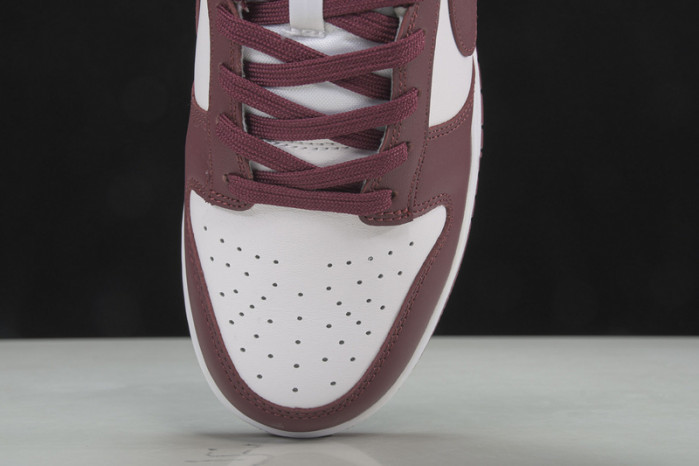 Nike Dunk Low Bordeaux DD1503-108