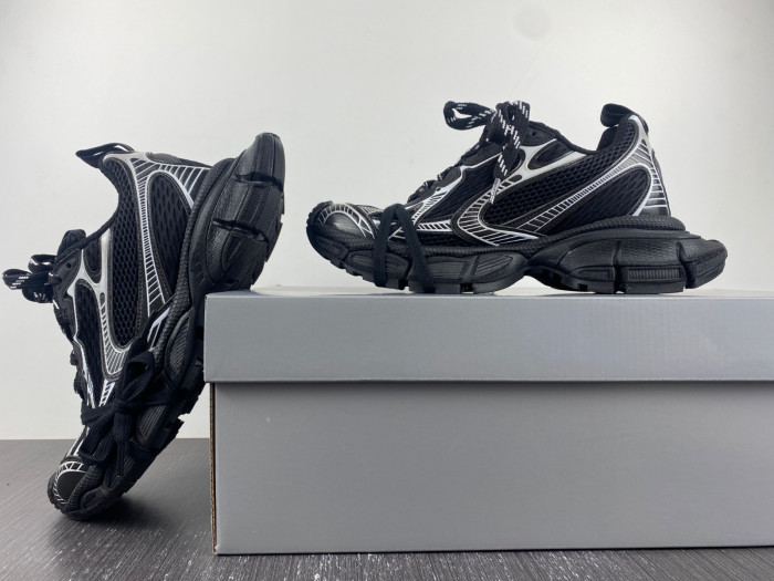 Ba*len*cia*ga phantom sneaker w1rb5 0102