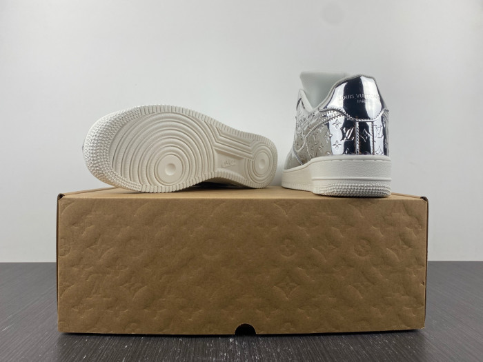 LV X NIKE AIR FORCE SNEAKER 1A9VER