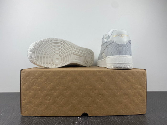 LV X NIKE AIR FORCE SNEAKER L3308-6