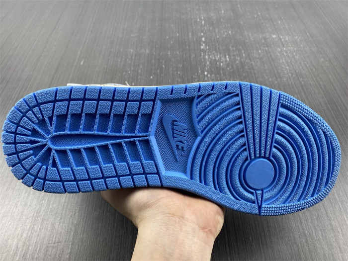 Air Jordan 1 Low CQ4277-212