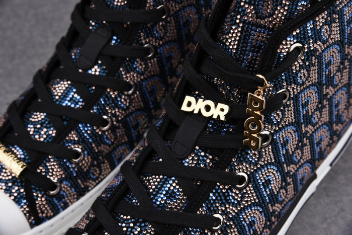 DR B23 OBLIQUE HIGH TOP SNEAKER