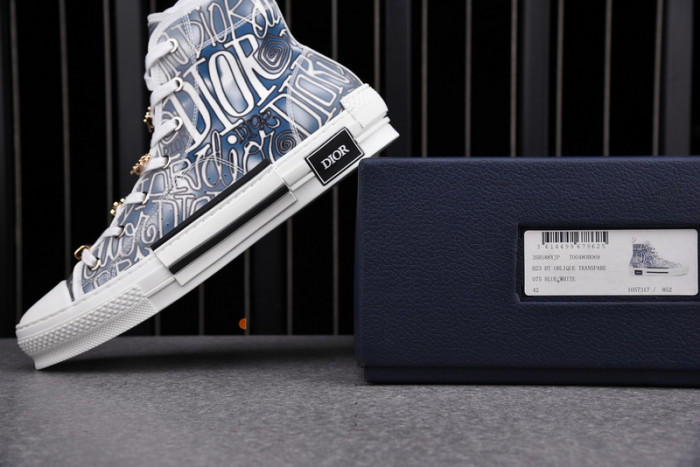 DR B23 OBLIQUE HIGH TOP SNEAKER