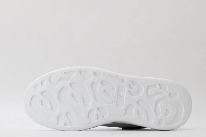 ale*d*r M*Q*en sole sneakers