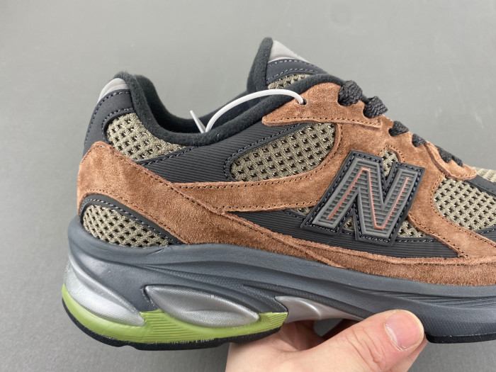 new balance NB M2010BRN