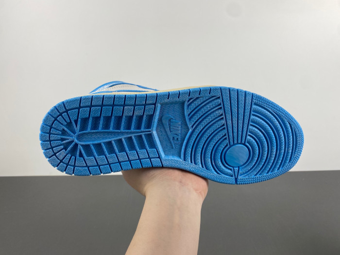 Air Jordan 1 High OG“UNC Reimagined” DZ5485-402