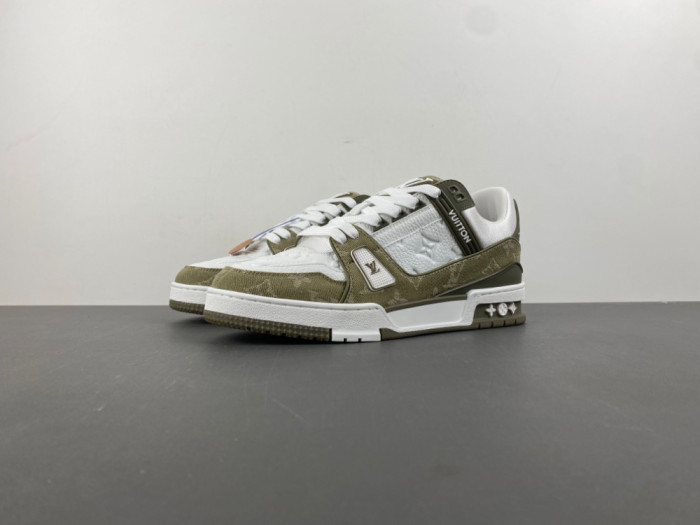 l0*is V*t0n lv trainer l&v-195