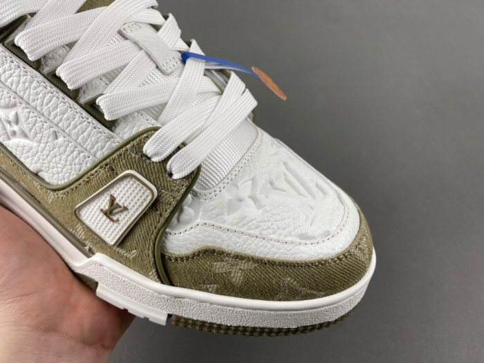 l0*is V*t0n lv trainer l&v-195