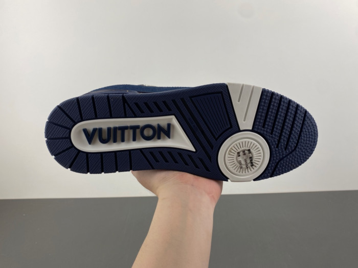 l0*is V*t0n lv trainer lvt-204
