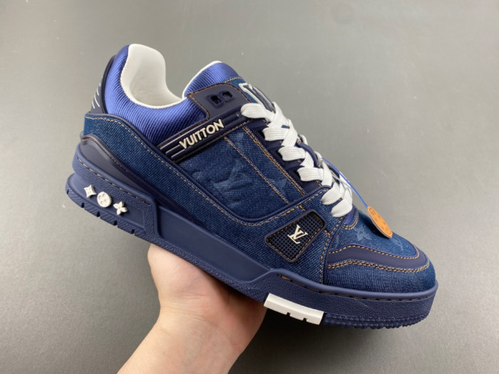 l0*is V*t0n lv trainer lvt-204