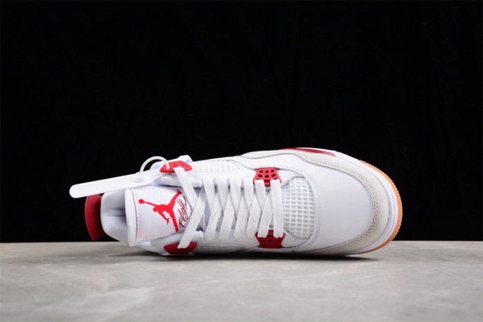 Nike SB x Air Jordan 4 DR5415-160