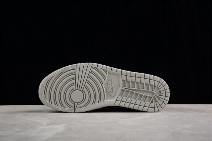 AIR JORDAN 1 RETRO LOW OG 