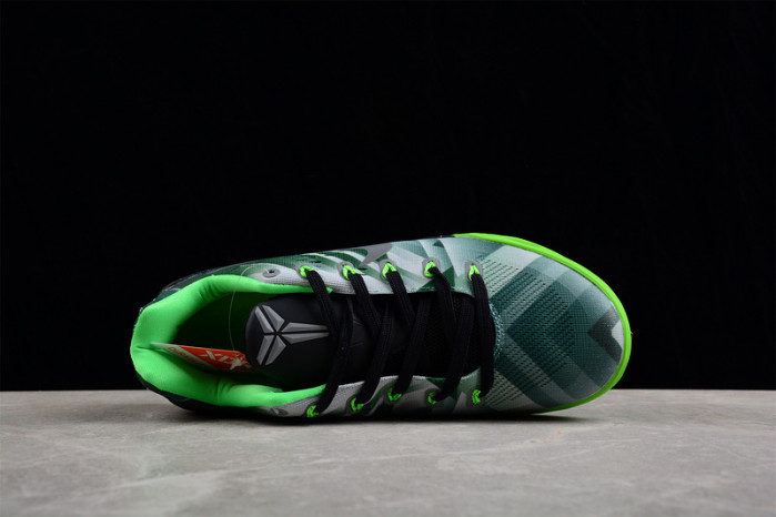 NIKE KOBE 9 EM PREMIUM 