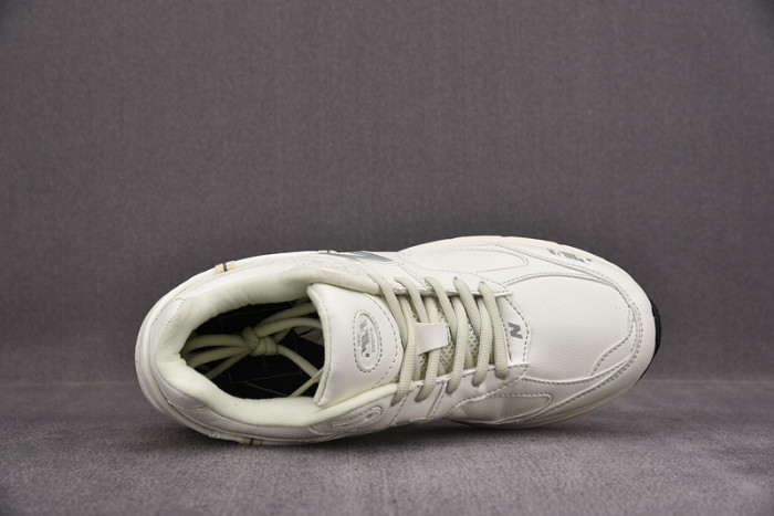 New Balance 2002 ML2002RX