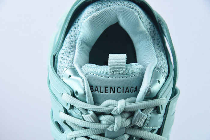 BC TRACK 542023 W2LA2 4010