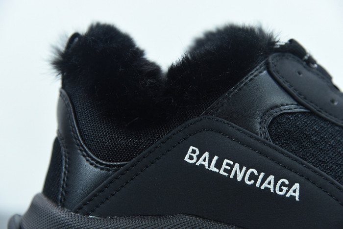 BL TRIPLE S TRAINERS