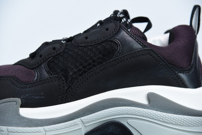 BL TRIPLE S TRAINERS