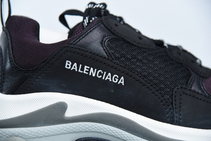 BL TRIPLE S TRAINERS