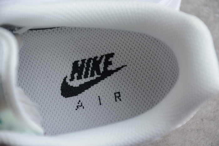 NIKE Air Force 1 CV1699-100