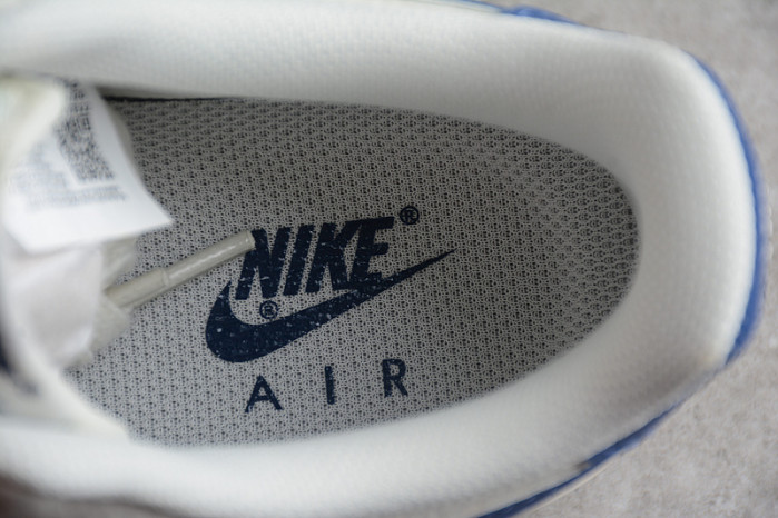 NIKE Air Force 1 CT5566-033