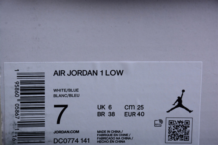Air Jordan 1 Low "Aluminum" DC0774-141