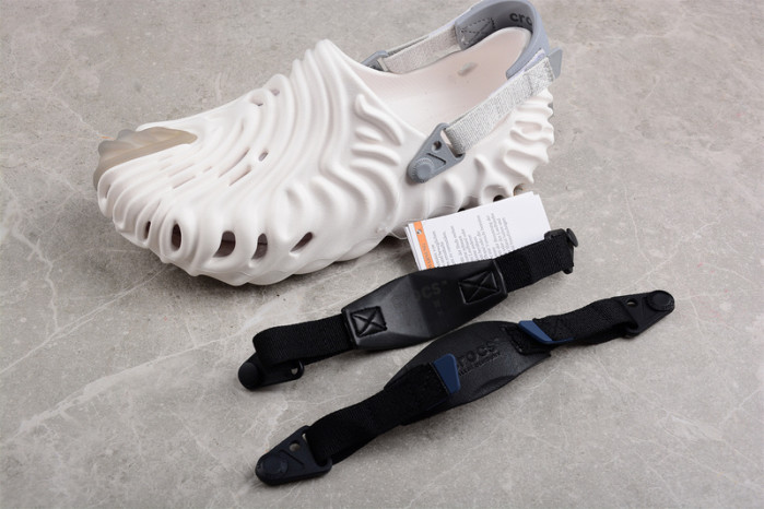 Cr*0*s pollex clog by salehe bembury spackle almost white