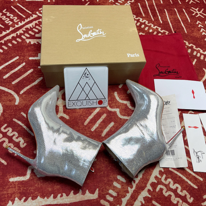 Ch**an louboutin heel