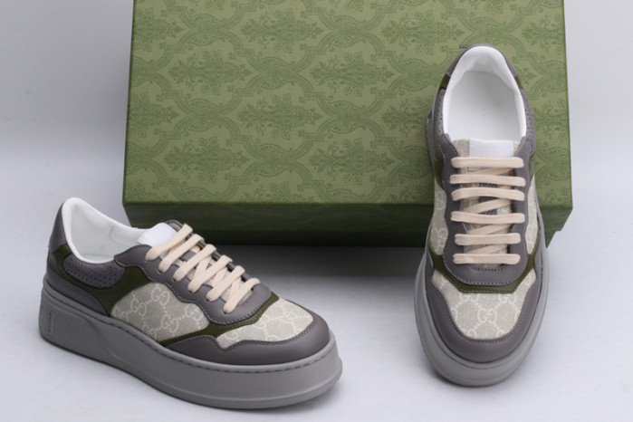 GC LOW-TOP SNEAKER