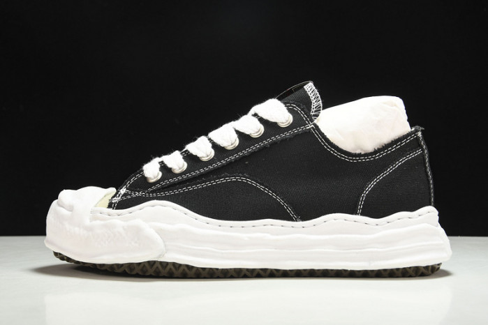Ma*s*n mihara yasuhiro sneaker mmy-31