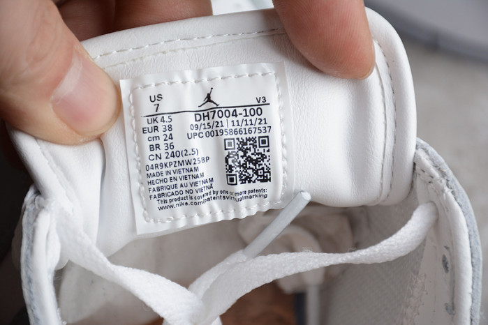 Air Jordan 1 Elevate Low SE DH7004-100