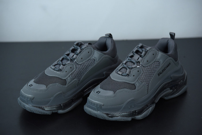 BL TRIPLE S TRAINERS