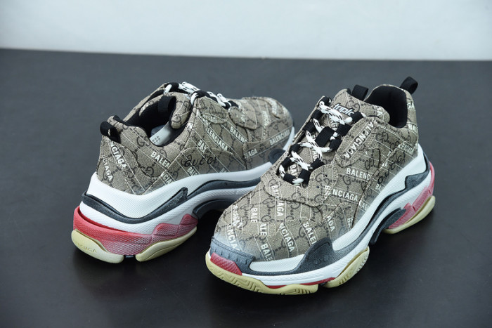 BC TRIPLE TRAINER 677192 ULZ10 9795