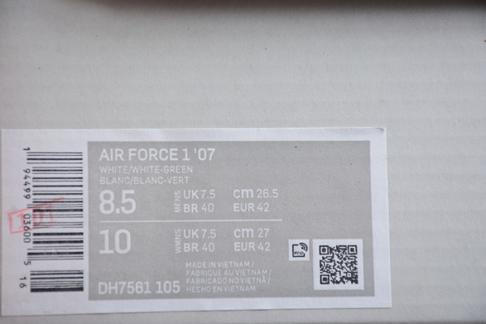 NIKE Air Force 1 DH7561-105
