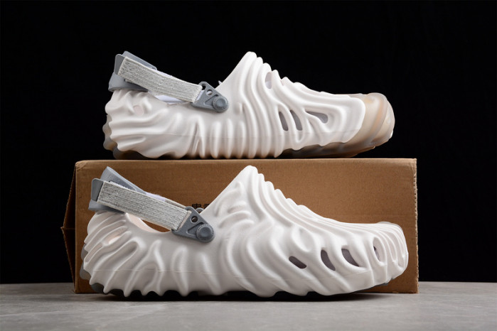 Cr*0*s pollex clog by salehe bembury spackle almost white