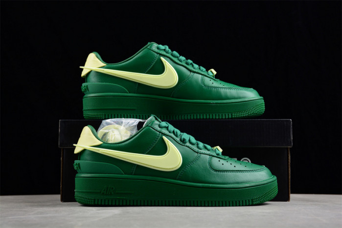 Nike AMBUSH X AIR FORCE 1 LOW 