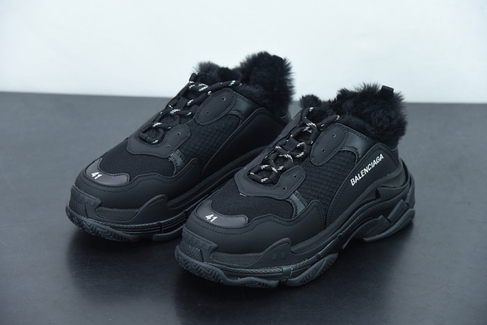 BL TRIPLE S TRAINERS