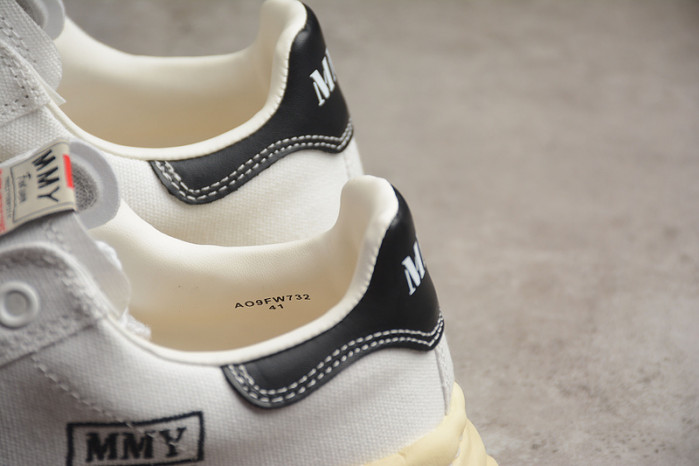 Ma*s*n mihara yasuhiro sneaker mmy-1