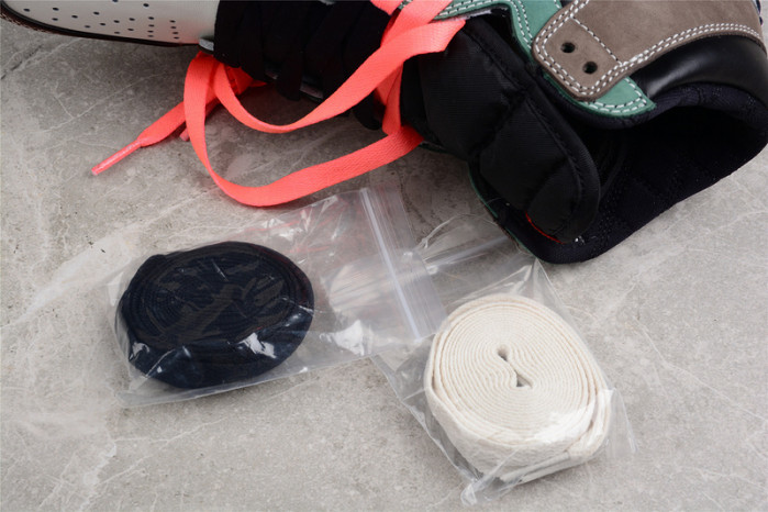 Air Jordan 1 High OG Hand Crafted DH3097-001