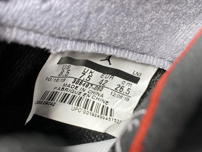 Jordan 4 Bred/ Black Cement (2019) - 308497-060