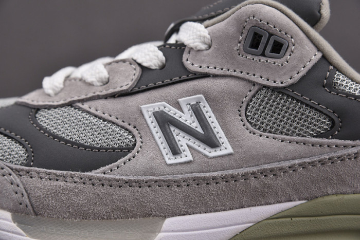 New Balance 992 GREY